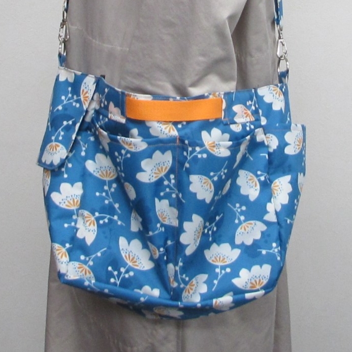 ナイロン製 おさんぽバッグ（大）